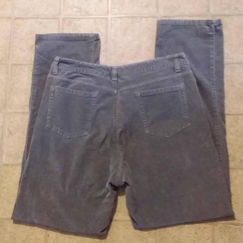 Jeans - Picture 3 of 3